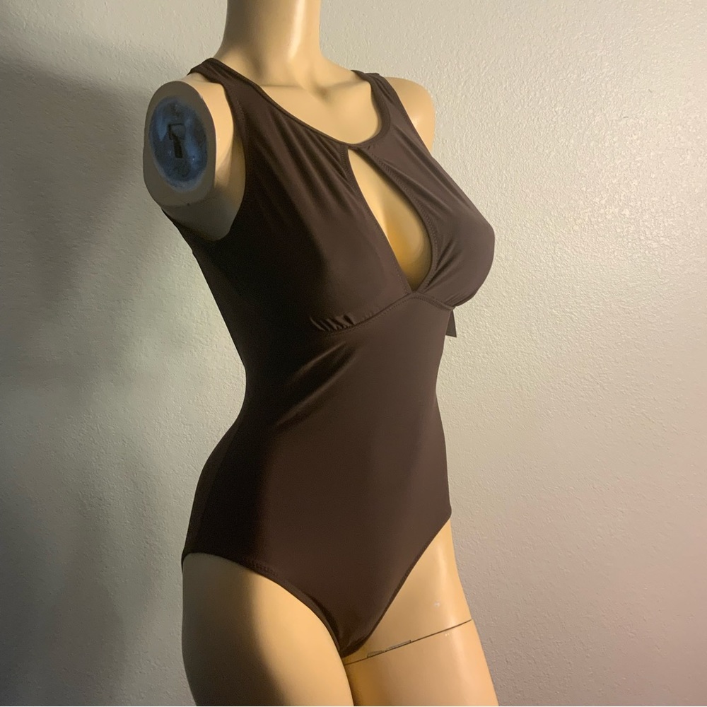 Be Creative women’s swimsuit onepiece deep plunge keyhole open back brwn Sz 8